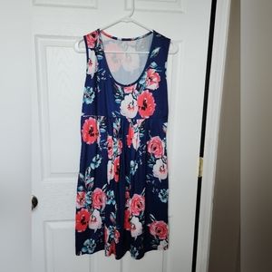 Beautiful floral stretchy dress Size Medium